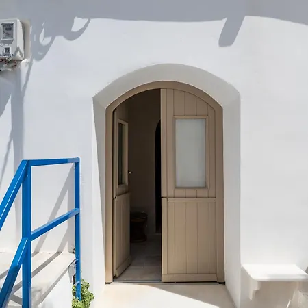 Estia's Hideaway Pyrgos, By Tinosstay Apartment
